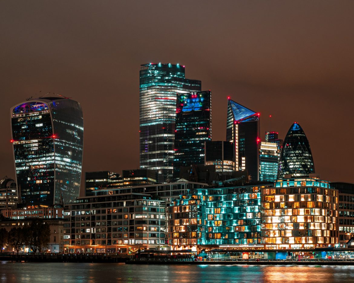 London skyline at night