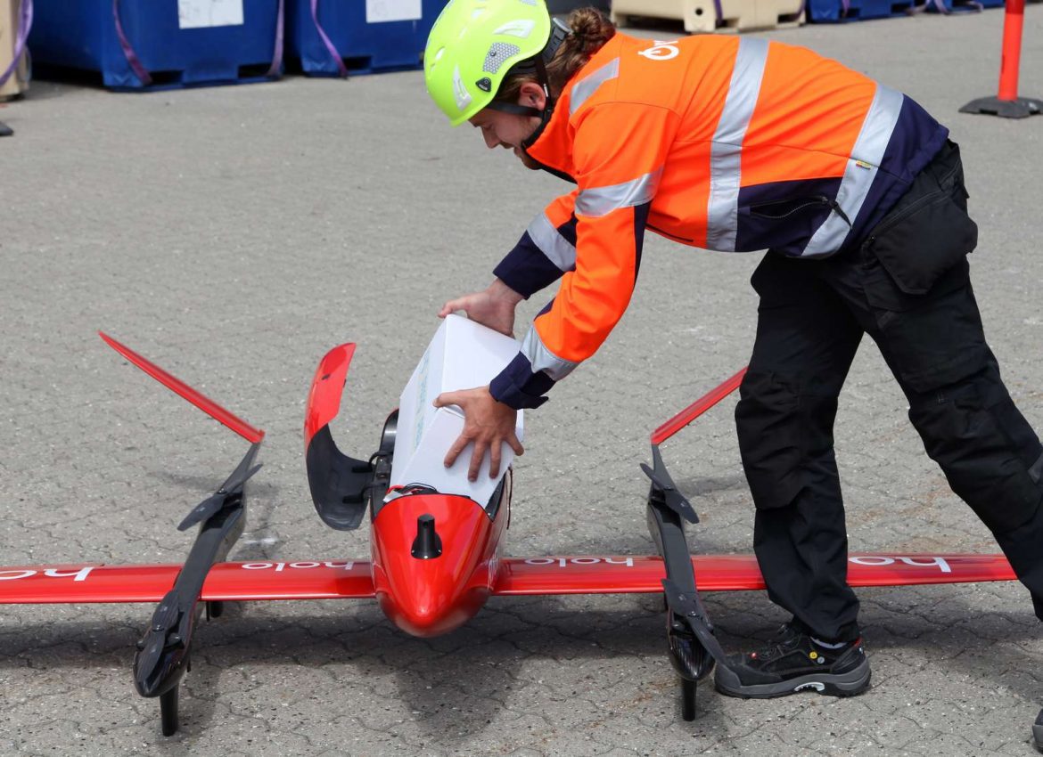 Ørsted and DSV to trial cargo drones at Danish offshore wind farm