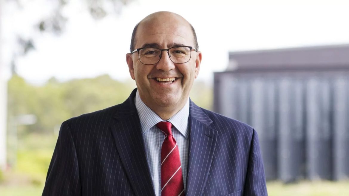 CIOB names university prof Mike Kagioglou as its 2024 president